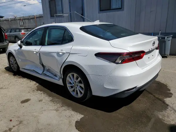 4T1C11AK0PU726083 2023 TOYOTA CAMRY - Image 2