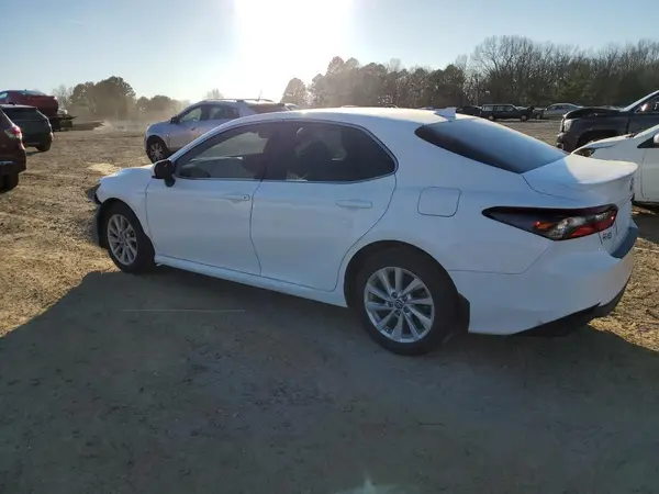 4T1C11AK0PU726858 2023 TOYOTA CAMRY - Image 2
