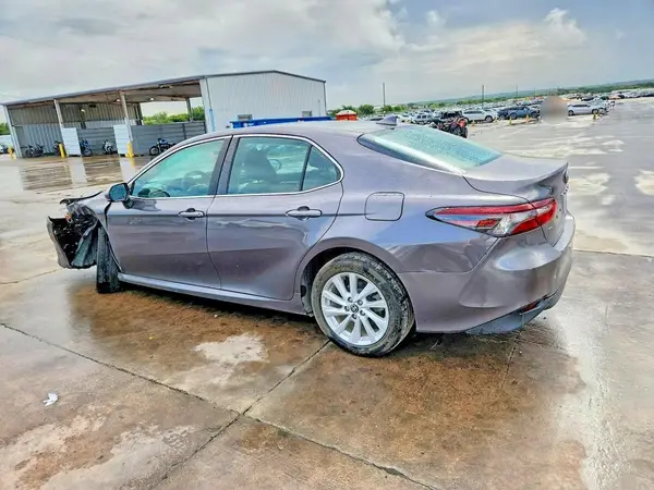 4T1C11AK0PU727749 2023 TOYOTA CAMRY - Image 2