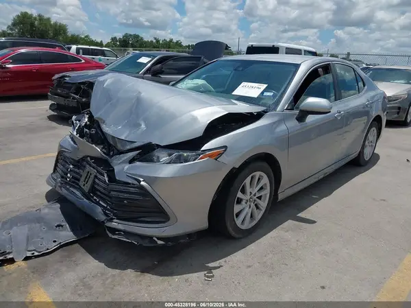 4T1C11AK0PU731560 2023 TOYOTA CAMRY - Image 2