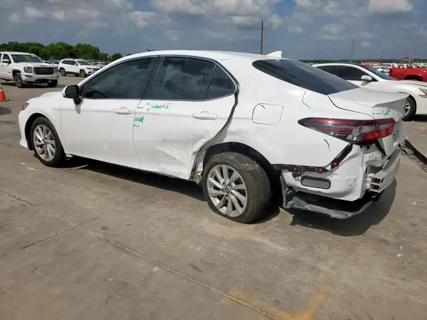 4T1C11AK0PU754787 2023 TOYOTA CAMRY - Image 2