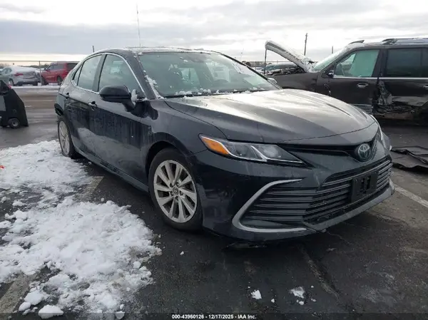 4T1C11AK0PU772397 2023 TOYOTA CAMRY - Image 1