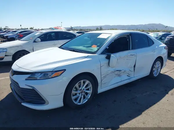 4T1C11AK0PU800439 2023 TOYOTA CAMRY - Image 2