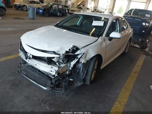 4T1C11AK0PU813899 2023 TOYOTA CAMRY - Image 2