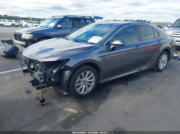 4T1C11AK0PU822103 2023 TOYOTA CAMRY - Image 2