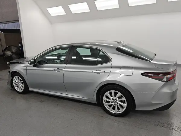 4T1C11AK0PU828242 2023 TOYOTA CAMRY - Image 2