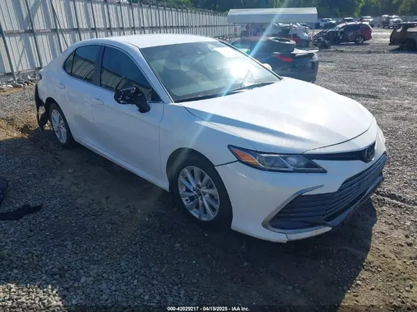 4T1C11AK0PU830184 2023 TOYOTA CAMRY - Image 1