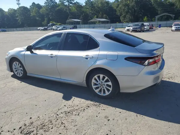 4T1C11AK0PU838723 2023 TOYOTA CAMRY - Image 2