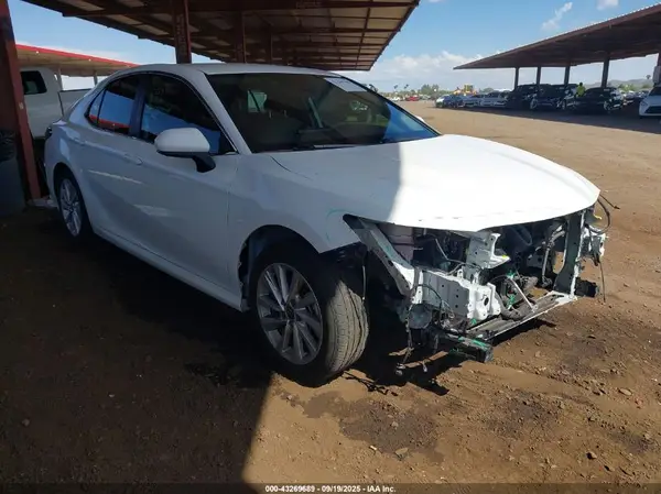 4T1C11AK0RU192246 2024 TOYOTA CAMRY - Image 1