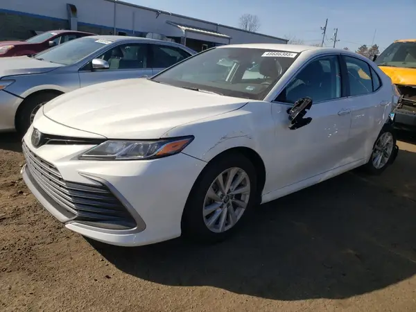 4T1C11AK0RU202757 2024 TOYOTA CAMRY - Image 1