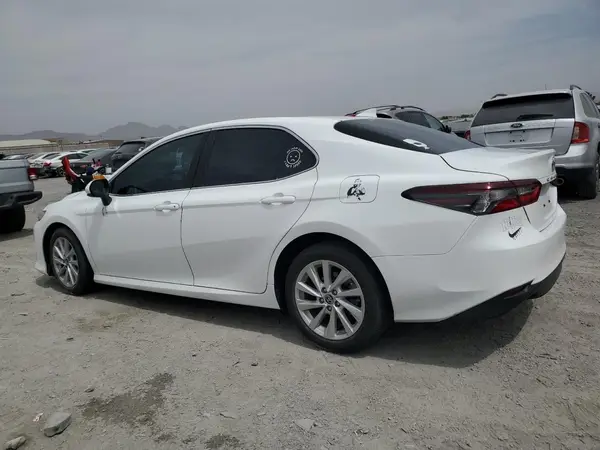4T1C11AK0RU205416 2024 TOYOTA CAMRY - Image 2