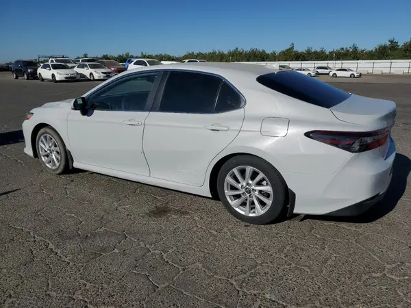 4T1C11AK0RU208669 2024 TOYOTA CAMRY - Image 2