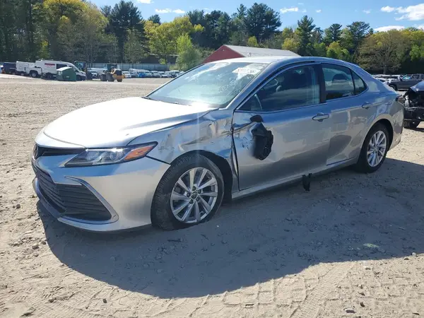 4T1C11AK0RU209384 2024 TOYOTA CAMRY - Image 1