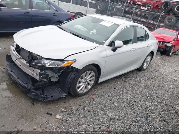 4T1C11AK0RU225682 2024 TOYOTA CAMRY - Image 2