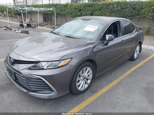 4T1C11AK0RU252817 2024 TOYOTA CAMRY - Image 2