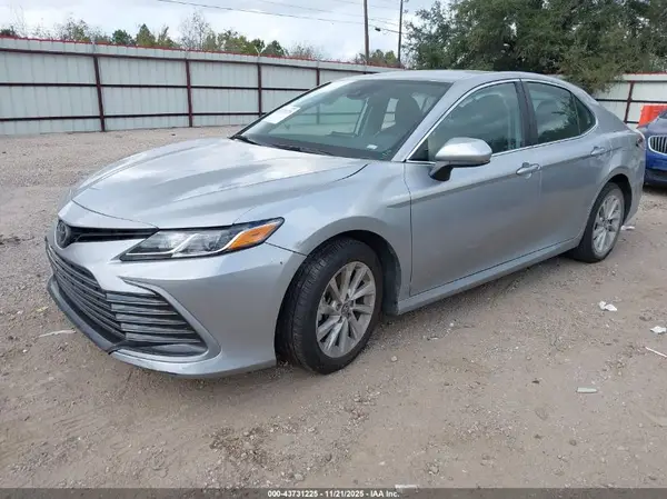4T1C11AK0RU868405 2024 TOYOTA CAMRY - Image 2