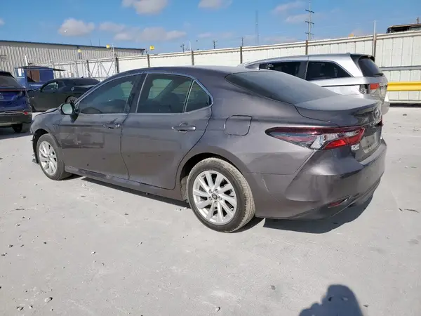 4T1C11AK0RU868713 2024 TOYOTA CAMRY - Image 2