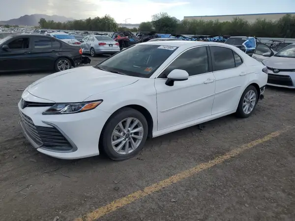 4T1C11AK0RU884085 2024 TOYOTA CAMRY - Image 1