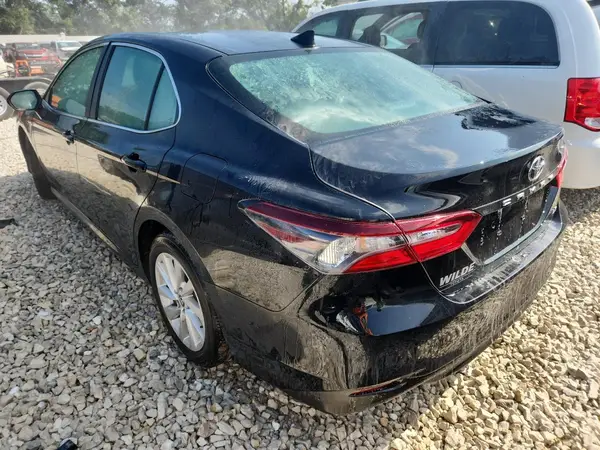 4T1C11AK0RU893823 2024 TOYOTA CAMRY - Image 2