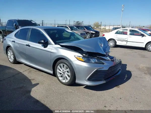 4T1C11AK0RU903718 2024 TOYOTA CAMRY - Image 1