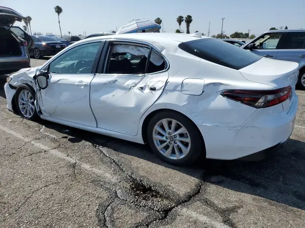 4T1C11AK0RU904187 2024 TOYOTA CAMRY - Image 2