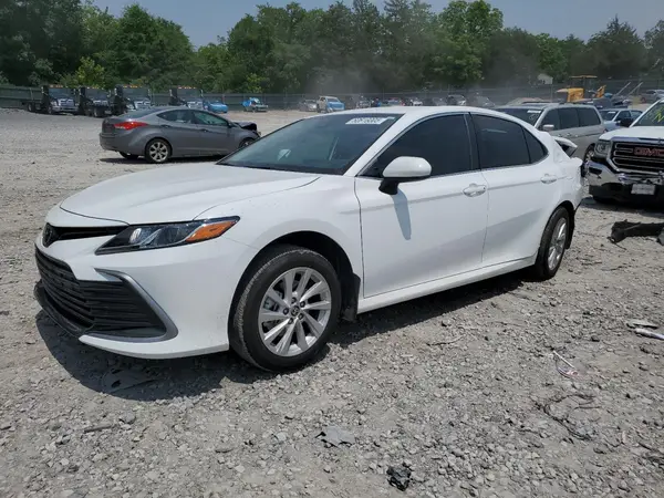 4T1C11AK0RU907235 2024 TOYOTA CAMRY - Image 1