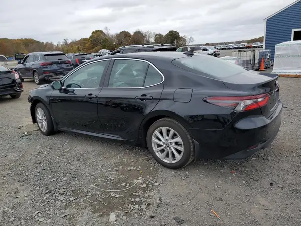 4T1C11AK0RU907803 2024 TOYOTA CAMRY - Image 2
