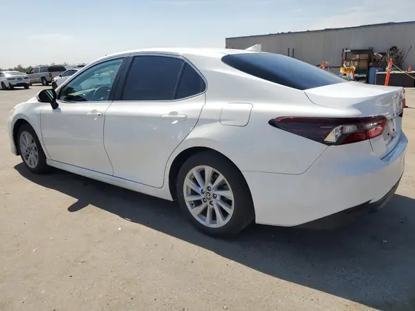 4T1C11AK0RU908580 2024 TOYOTA CAMRY - Image 2