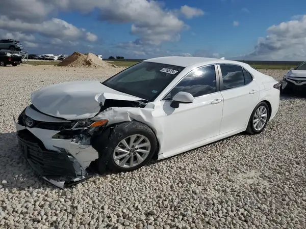 4T1C11AK0RU919224 2024 TOYOTA CAMRY - Image 1