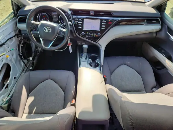 4T1C11AK1LU325250 2020 TOYOTA CAMRY - Image 8
