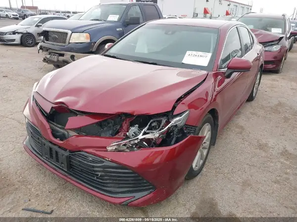 4T1C11AK1LU329234 2020 TOYOTA CAMRY - Image 2