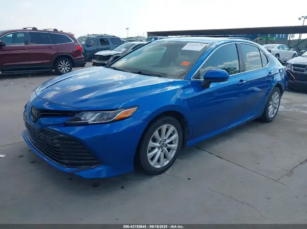 4T1C11AK1LU334739 2020 TOYOTA CAMRY - Image 2