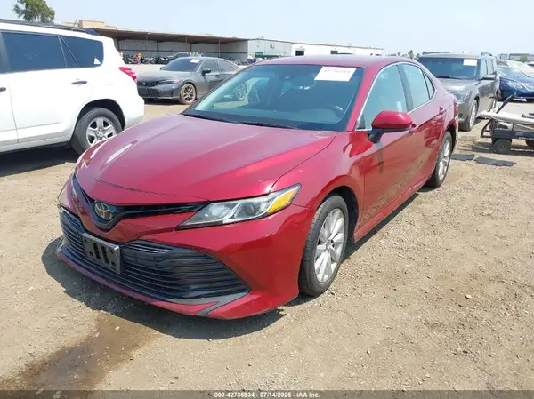 4T1C11AK1LU335535 2020 TOYOTA CAMRY - Image 2