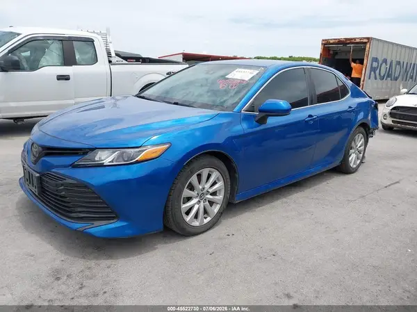 4T1C11AK1LU335714 2020 TOYOTA CAMRY - Image 2