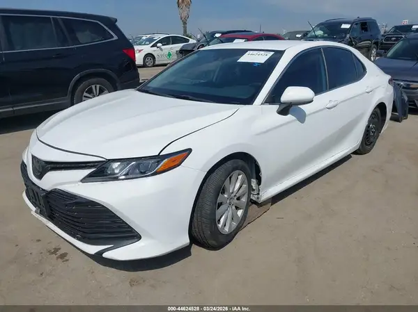 4T1C11AK1LU344090 2020 TOYOTA CAMRY - Image 2
