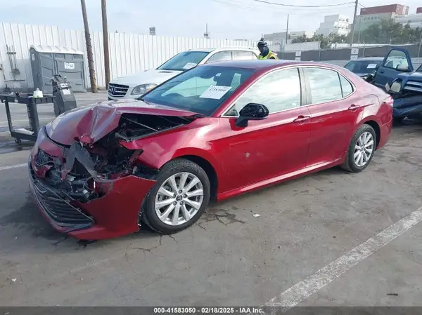 4T1C11AK1LU344865 2020 TOYOTA CAMRY - Image 2