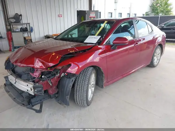 4T1C11AK1LU346650 2020 TOYOTA CAMRY - Image 2