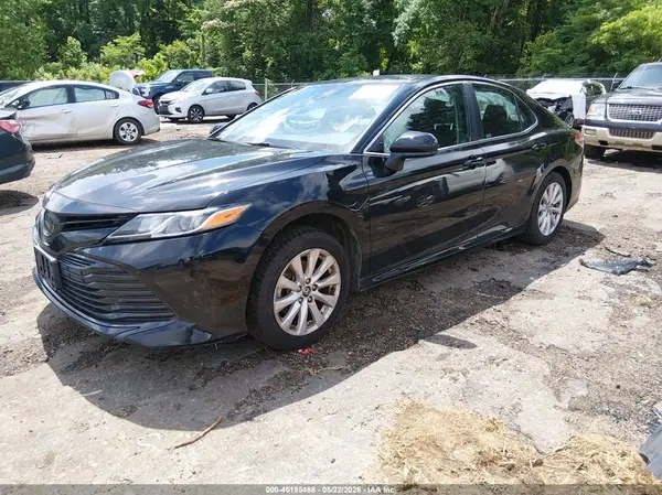 4T1C11AK1LU355557 2020 TOYOTA CAMRY - Image 2