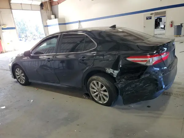 4T1C11AK1LU357003 2020 TOYOTA CAMRY - Image 2