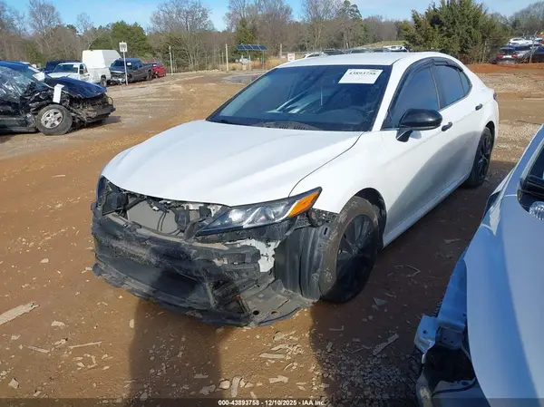 4T1C11AK1LU360337 2020 TOYOTA CAMRY - Image 2