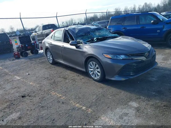 4T1C11AK1LU369622 2020 TOYOTA CAMRY - Image 1