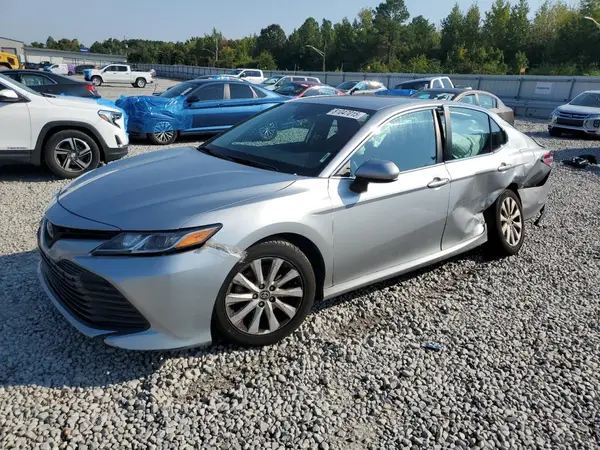 4T1C11AK1LU389031 2020 TOYOTA CAMRY - Image 1
