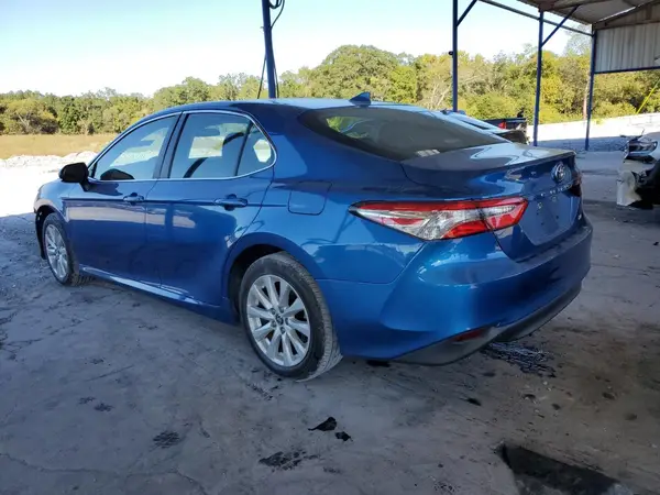 4T1C11AK1LU391846 2020 TOYOTA CAMRY - Image 2