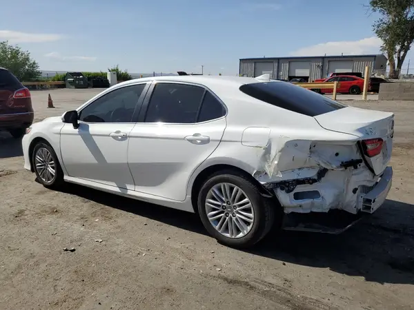 4T1C11AK1LU393452 2020 TOYOTA CAMRY - Image 2