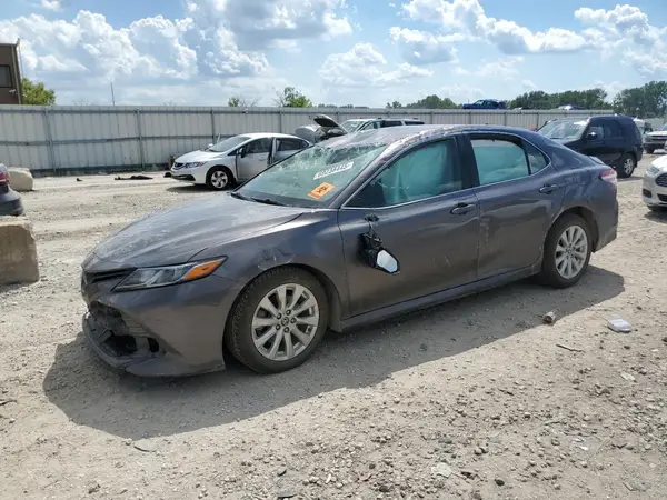 4T1C11AK1LU399560 2020 TOYOTA CAMRY - Image 1