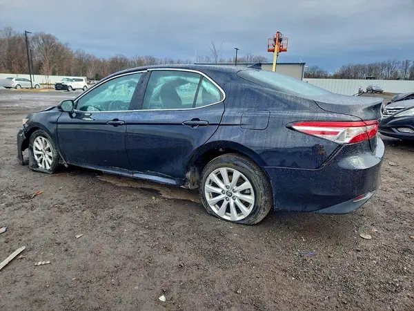 4T1C11AK1LU500614 2020 TOYOTA CAMRY - Image 2