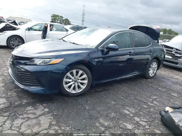 4T1C11AK1LU863270 2020 TOYOTA CAMRY - Image 2