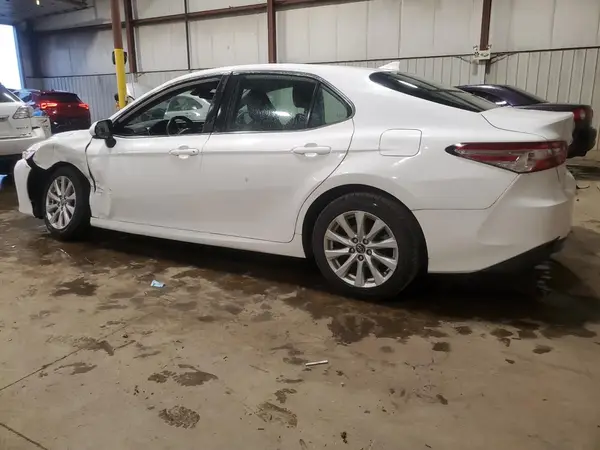 4T1C11AK1LU868890 2020 TOYOTA CAMRY - Image 2