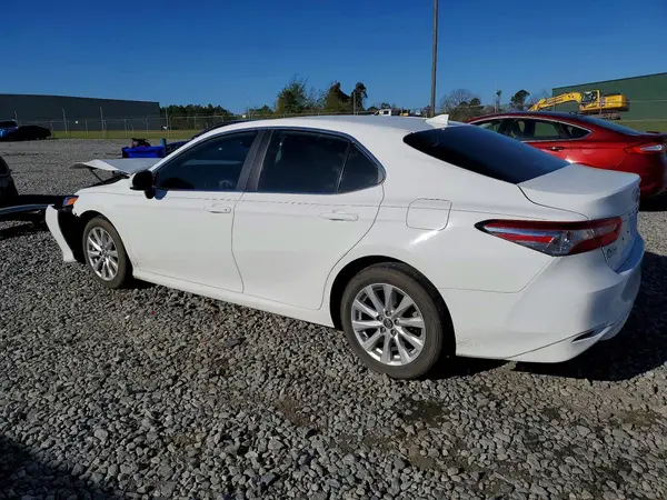 4T1C11AK1LU882417 2020 TOYOTA CAMRY - Image 2