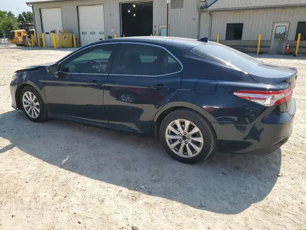 4T1C11AK1LU901015 2020 TOYOTA CAMRY - Image 2